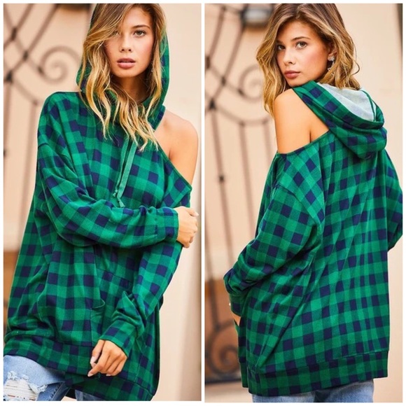 🎉 JUST ARRIVED 🎉 Plaid Hoodie - Picture 1 of 2